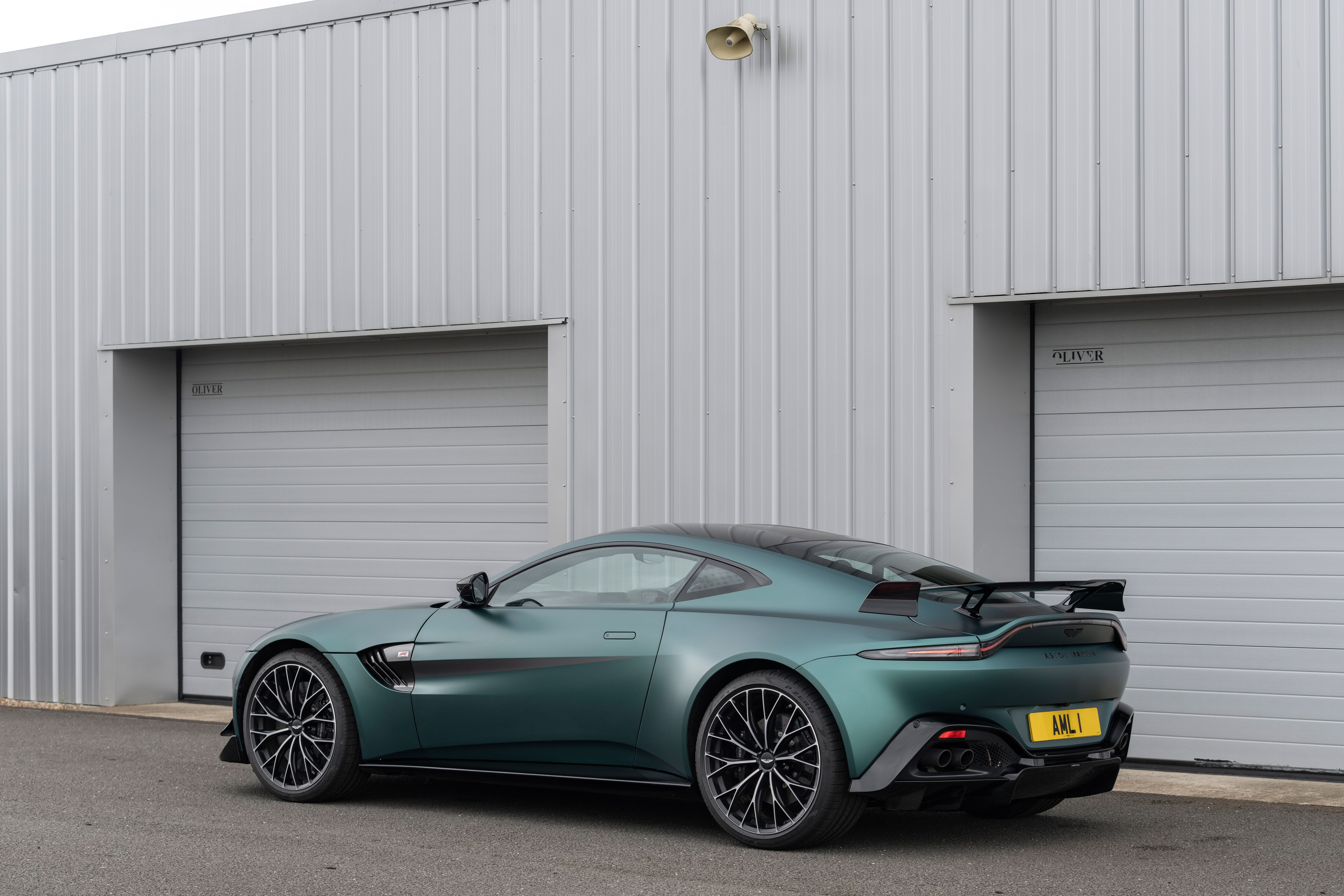 Detail Aston Martin Images Cars Nomer 21