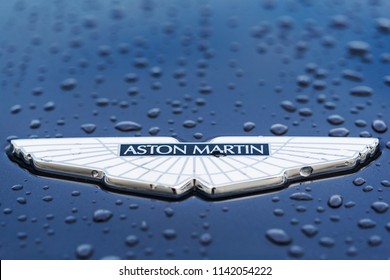 Detail Aston Martin Symbol Photos Nomer 38