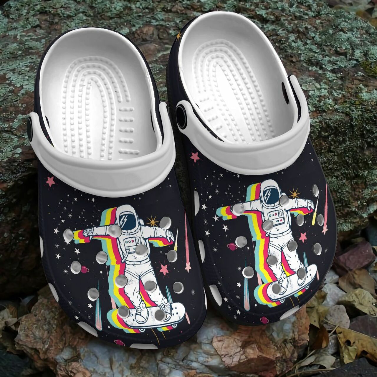 Detail Astronaut Crocs Nomer 6