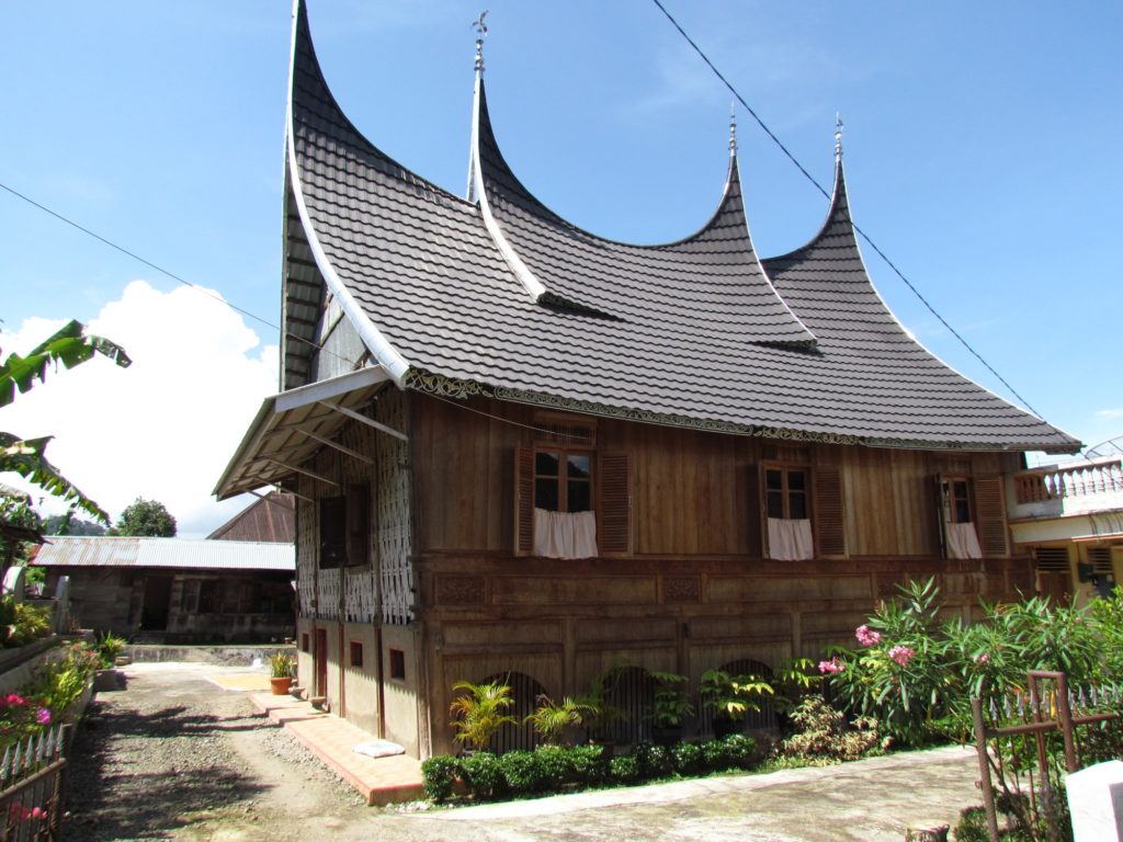 Detail Atap Rumah Gadang Berbentuk Nomer 38