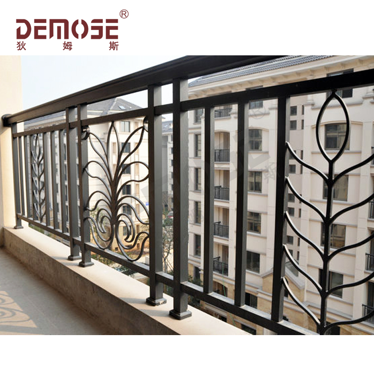 Detail Desain Pagar Balkon Nomer 12