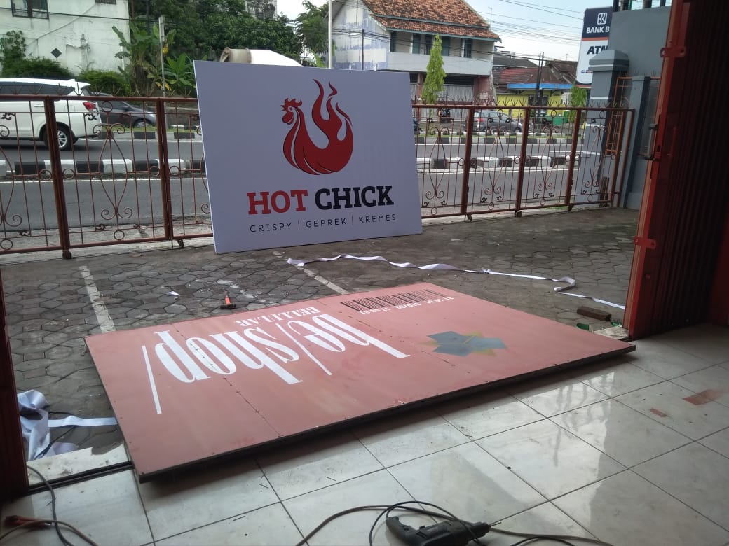 Detail Desain Plang Toko Nomer 35