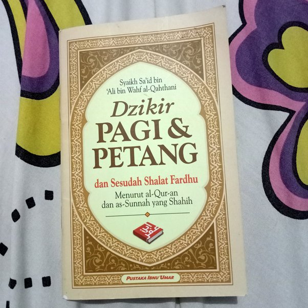 Detail Arti Mimpi Ke Diberi Hadiah Tas Ada Buku Didalamnya Nomer 46