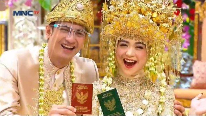 Detail Arti Mimpi Wanita Membawa Buku Nikah Nomer 21