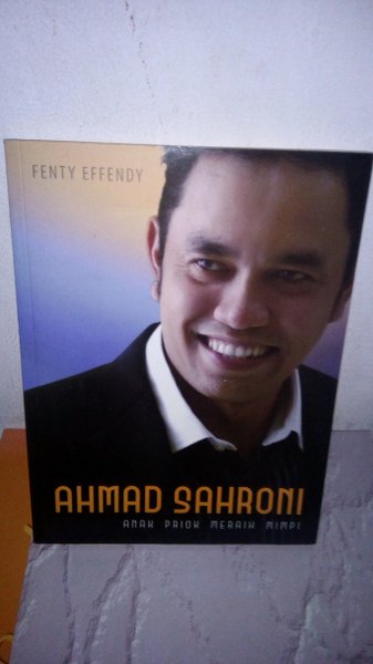 Detail Buku Ahmad Sahroni Anak Priok Meraih Mimpi Nomer 4