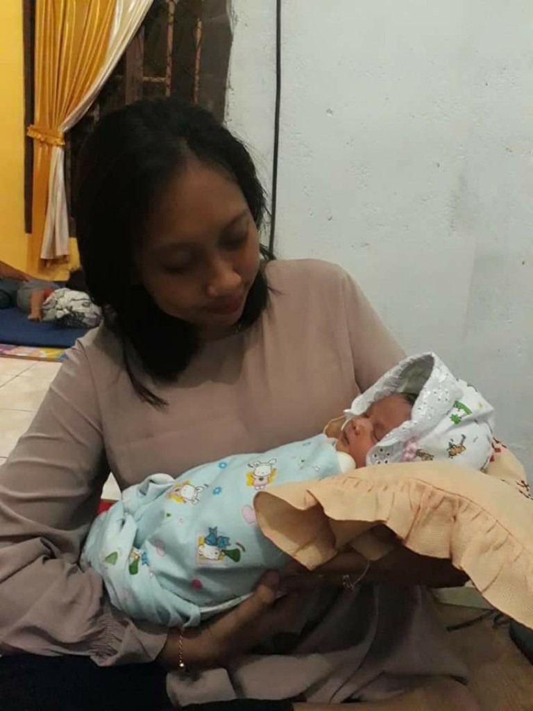 Detail Buku Mimpi Menggendong Bayi Laki Laki Nomer 33