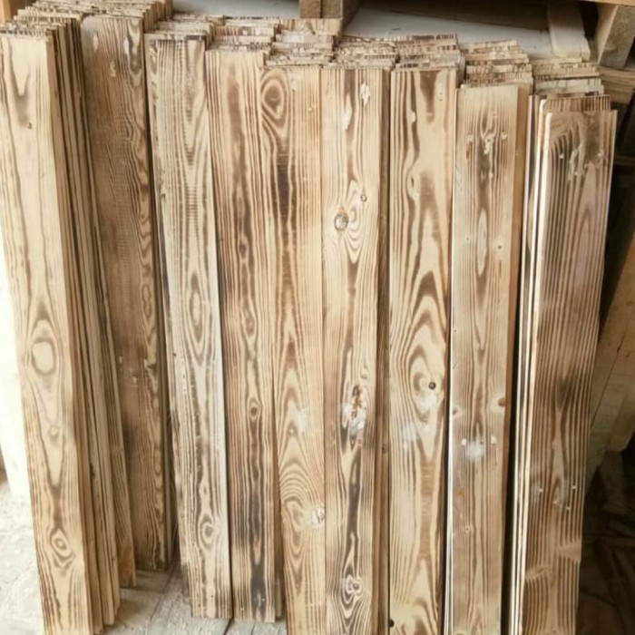 Detail Kayu Pinus Bakar Nomer 29