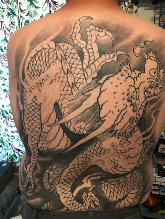 Detail Kazuma Kiryu Tattoo Nomer 41