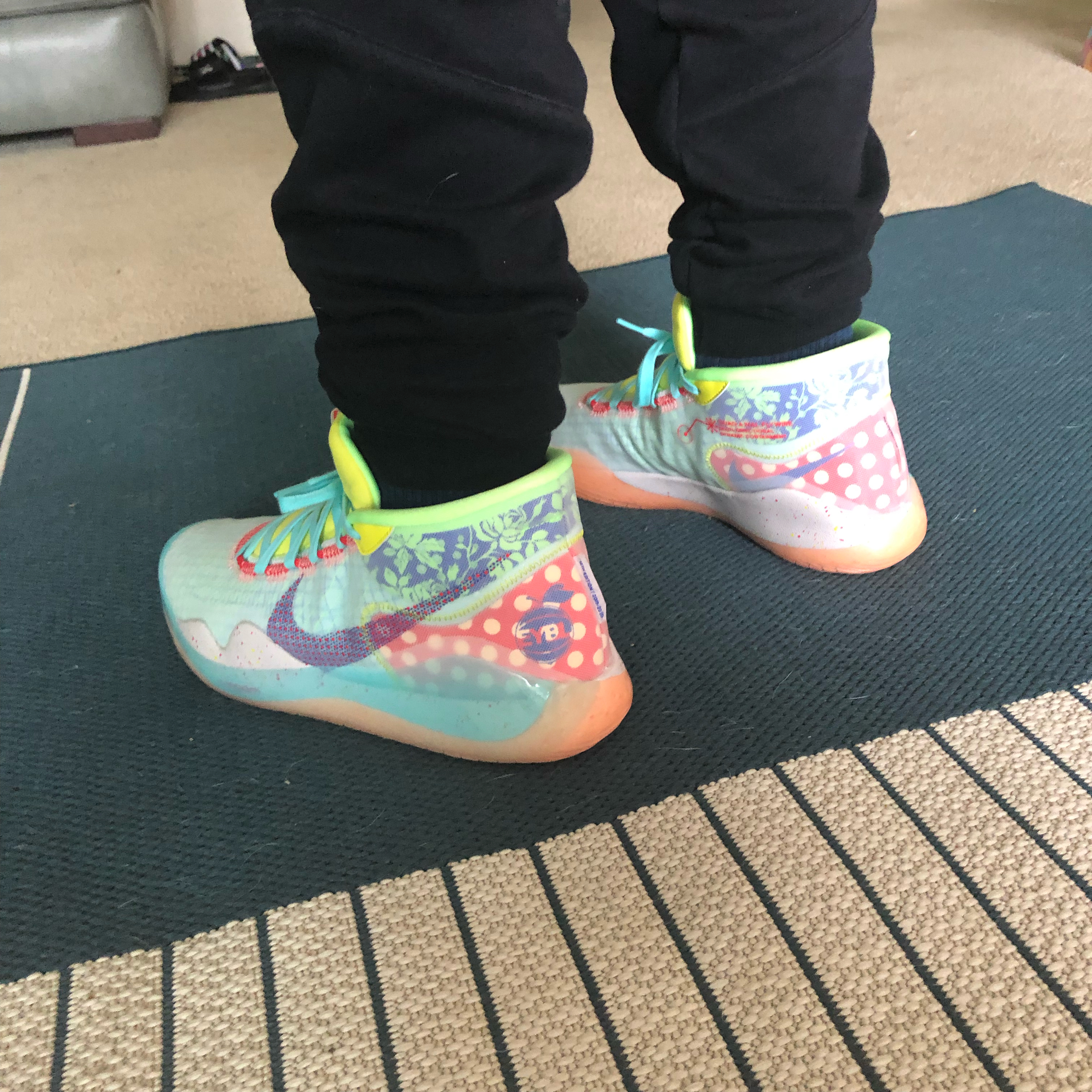Detail Kd 12 Peach Jam Nomer 26