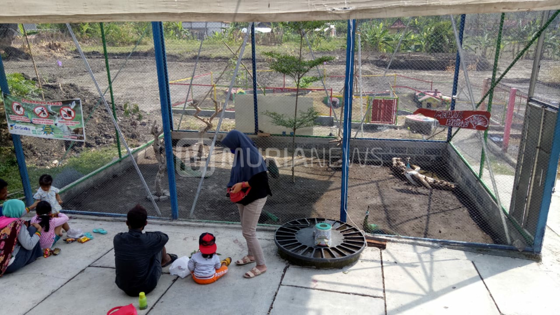 Detail Kebun Binatang Mini Nomer 4