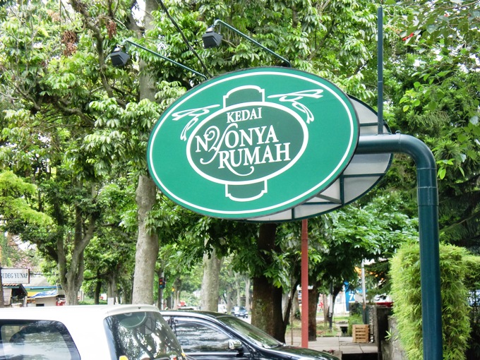 Detail Kedai Nyonya Rumah Nomer 31