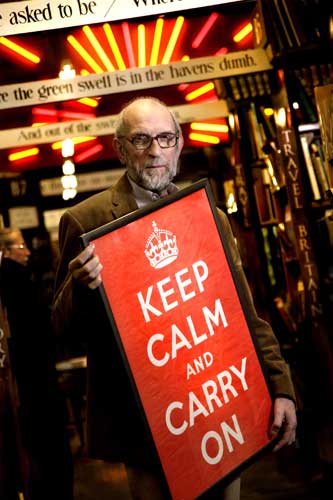 Detail Keep Calm And Carry On Original Poster Nomer 34