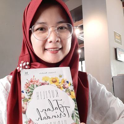 Detail Buku Perempuan Patah Hati Yang Kembali Menemukan Cinta Melalui Mimpi Nomer 18