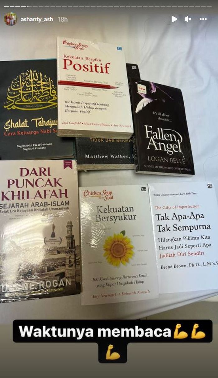 Mimpi Dimintai Buku Sari Dewi - KibrisPDR