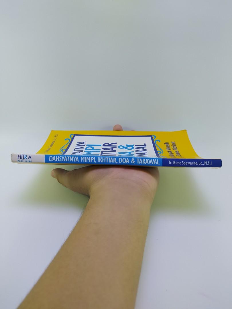 Detail Mimpi Lihat Buku Sampulnya Warna Kuning Nomer 42