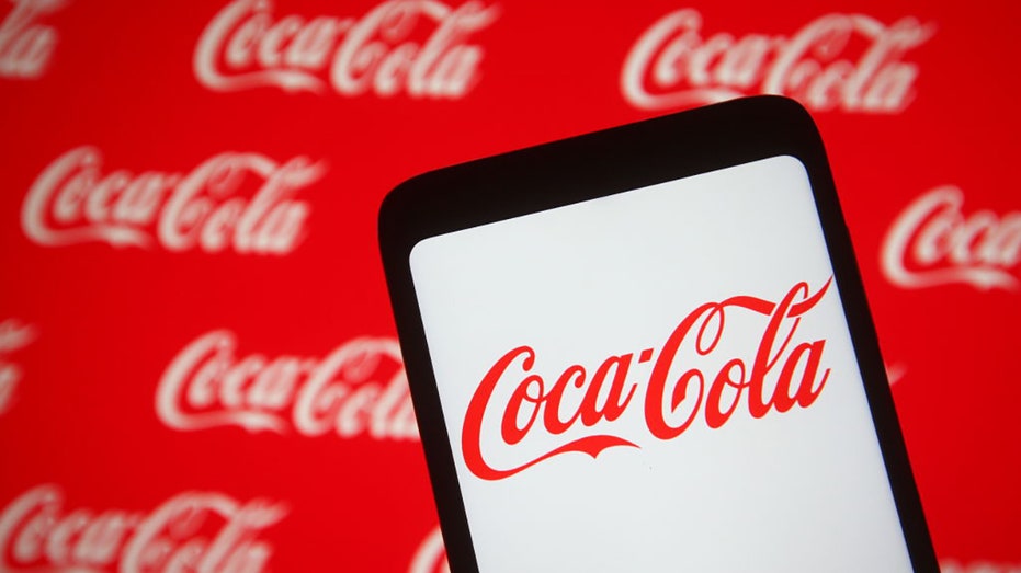 Detail Coke Products Images Nomer 29