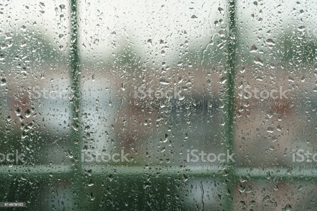 Gambar Hujan Resolusi Tinggi - KibrisPDR