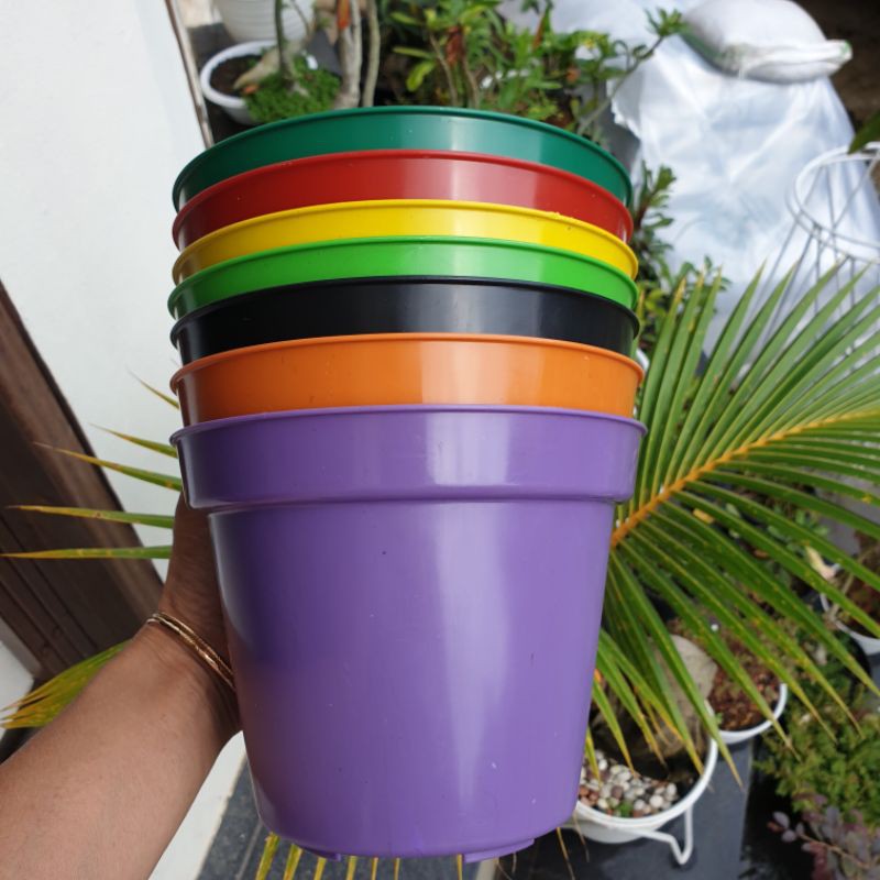 Detail Pot Bunga Warna Warni Nomer 9