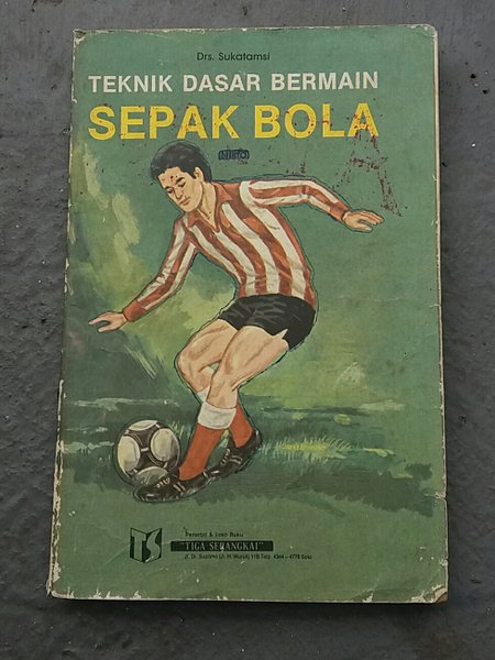 Detail Buku Sepak Bola Nomer 6