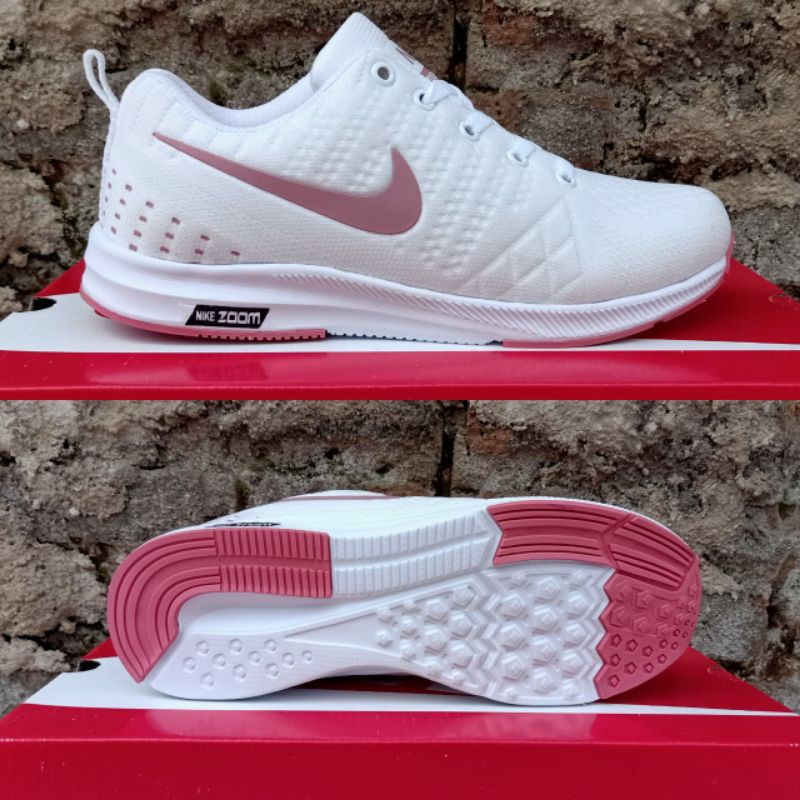 Detail Foto Sepatu Nike Nomer 39