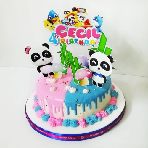 Detail Gambar Kue Ultah Karakter Panda Nomer 43