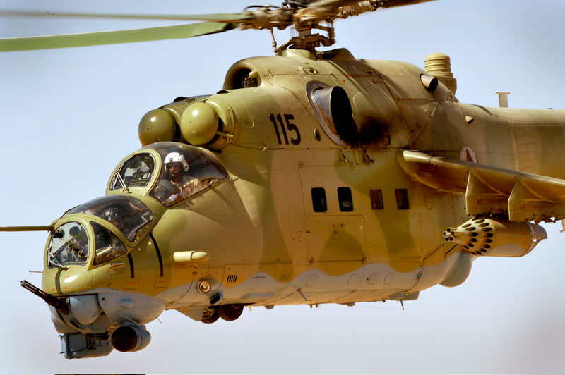 Detail Helikopter Mig 24 Nomer 10