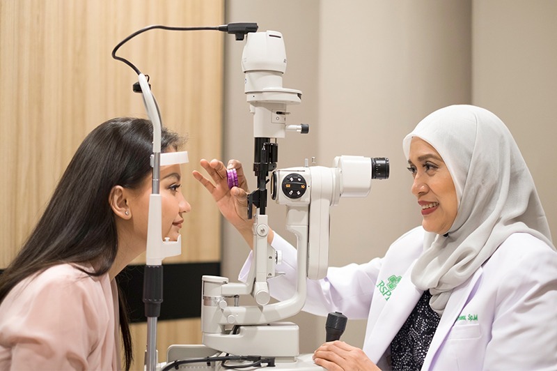 Detail Periksa Mata Di Optik Atau Dokter Nomer 25