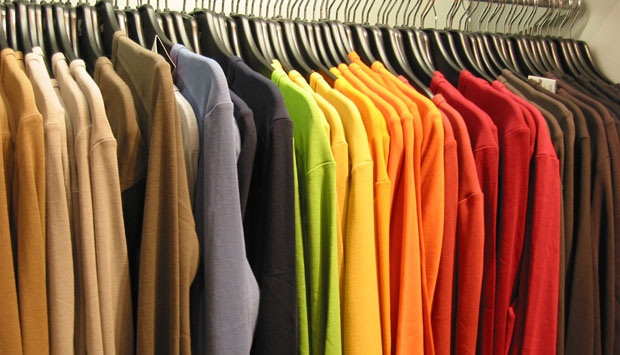 Detail Contoh Warna Baju Untuk Kulit Gelap Nomer 15