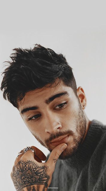 Detail Foto Keren Zayn Malik Nomer 21