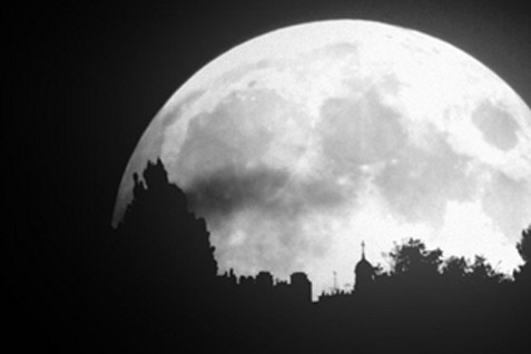 Detail Gambar Bulan Besar Nomer 16