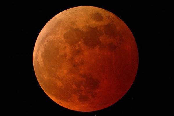 Detail Gambar Bulan Besar Nomer 4
