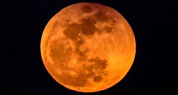 Detail Gambar Bulan Besar Nomer 36