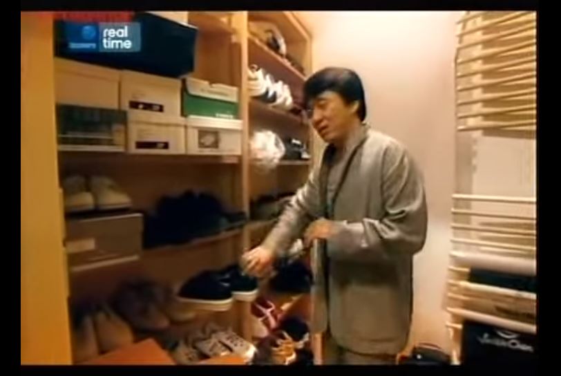 Detail Rumah Jackie Chan Nomer 10