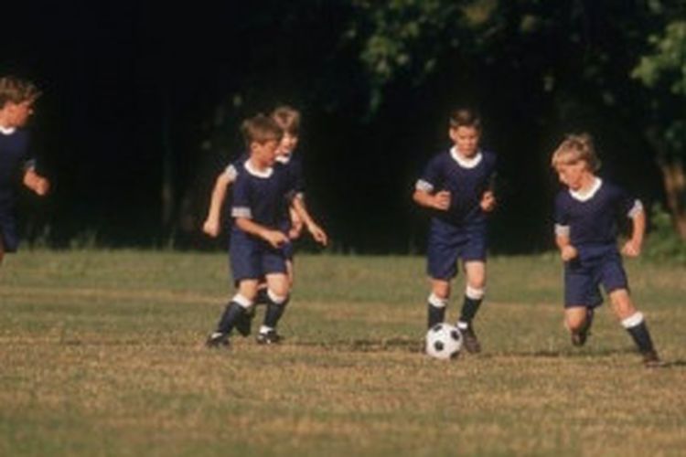 Detail Sepak Bola Anak Anak Nomer 21