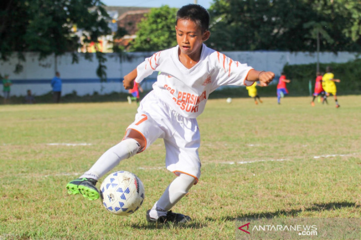 Detail Sepak Bola Anak Anak Nomer 31