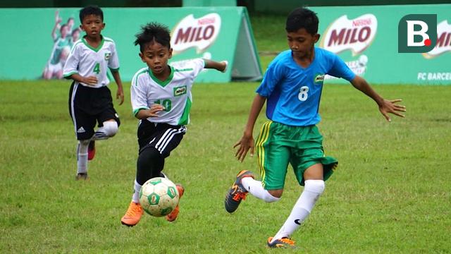 Detail Sepak Bola Anak Anak Nomer 5