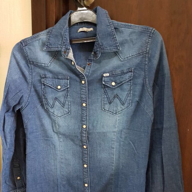 Detail Kemeja Jeans Wrangler Nomer 13