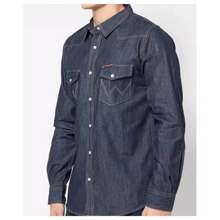 Detail Kemeja Jeans Wrangler Nomer 56