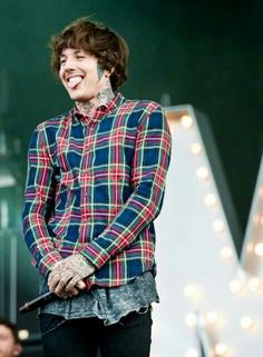 Detail Kemeja Oliver Sykes Nomer 43