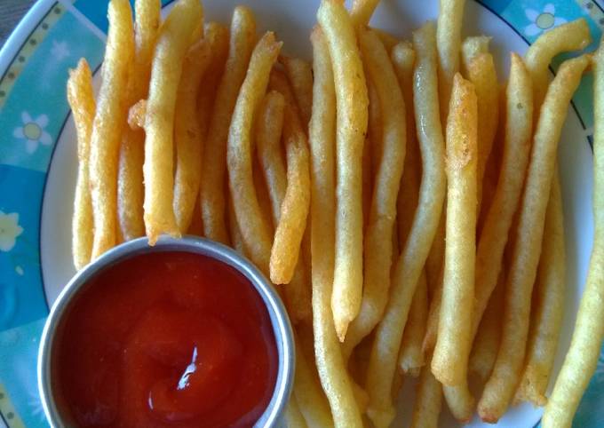 Detail Kentang Goreng Crispy Gambar Animasi Nomer 35