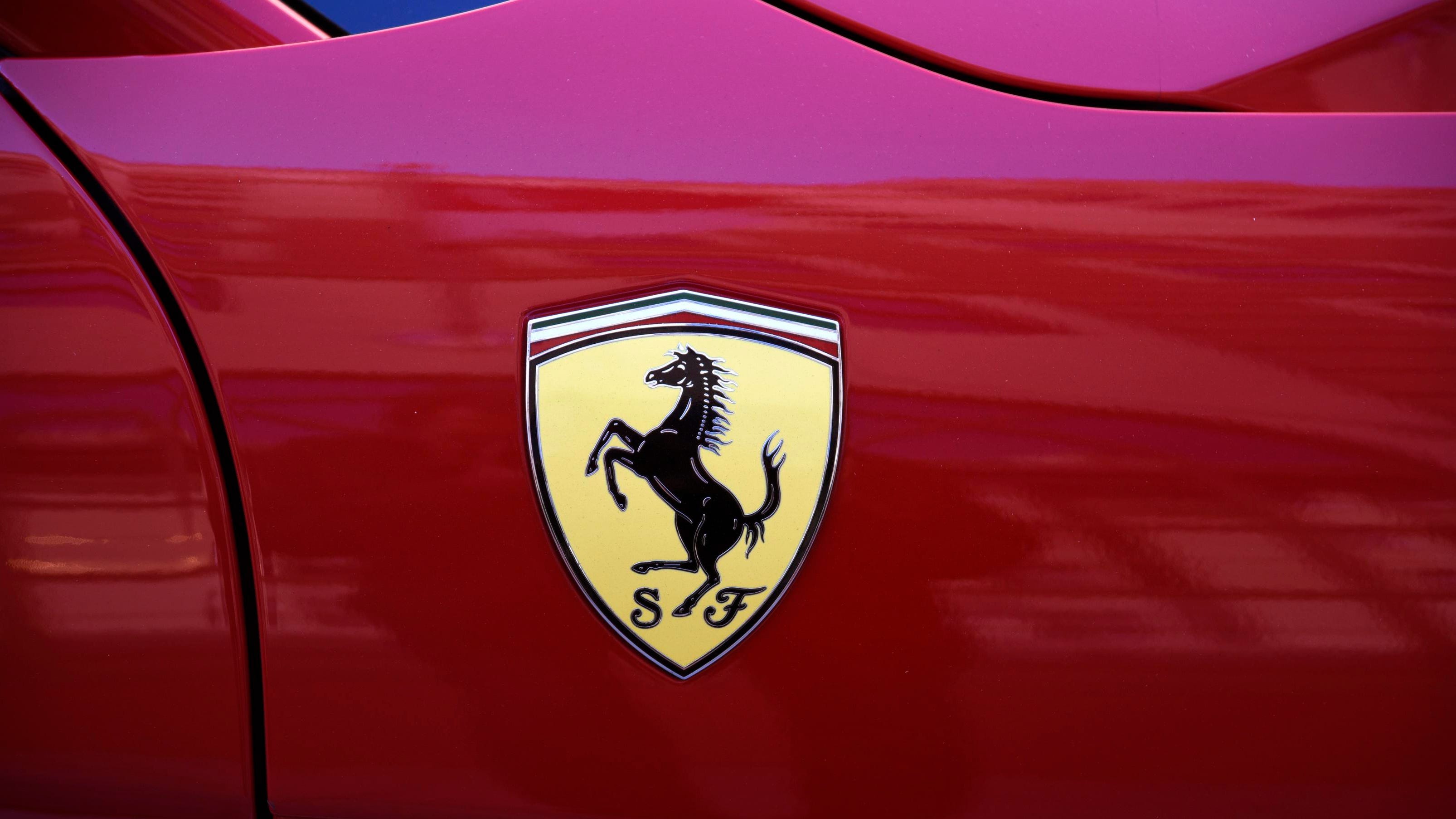 Detail Ferrari Car Pic Nomer 21