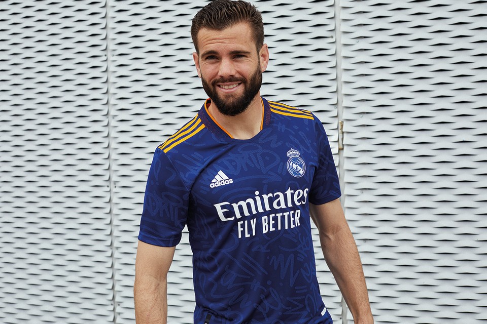 Detail Foto Jersey Terbaru Real Madrid Nomer 37