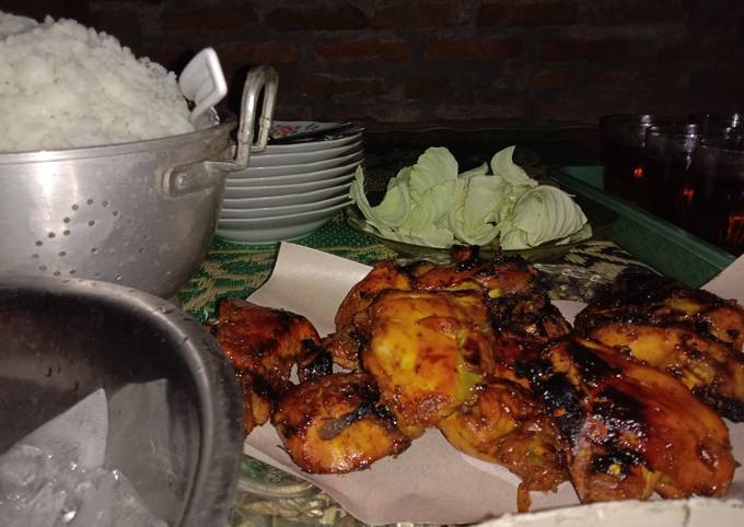 Detail Gambar Bakar Ayam Nomer 47