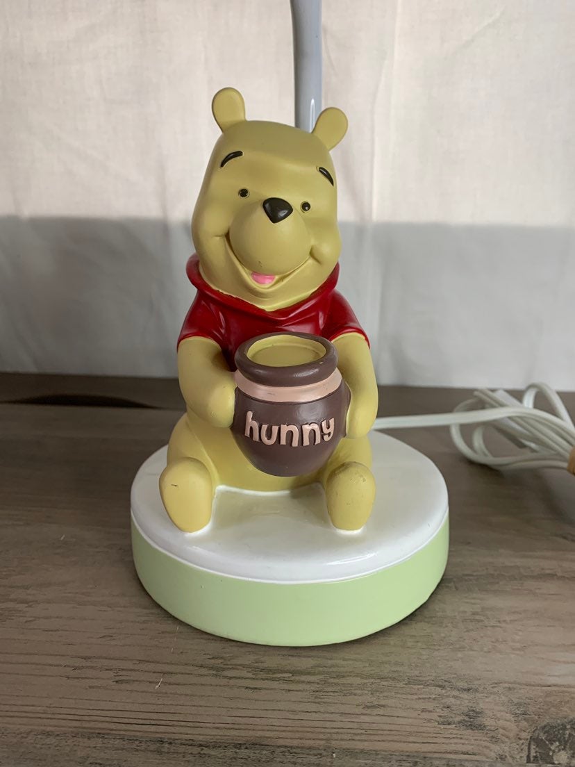 Download Winnie Pooh Hunny Lamp Nomer 32