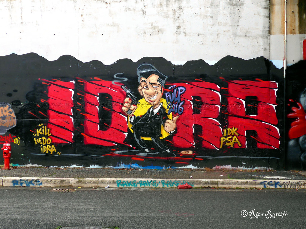 Detail Graffiti D Dan R Nomer 26