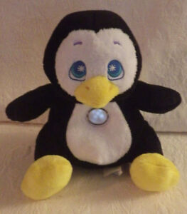 Detail Penguin Flashlight Friends Nomer 2