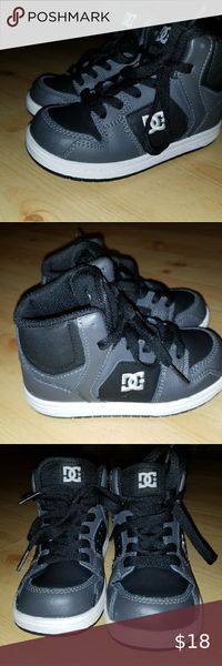 Detail Sepatu Dc High Top Nomer 41