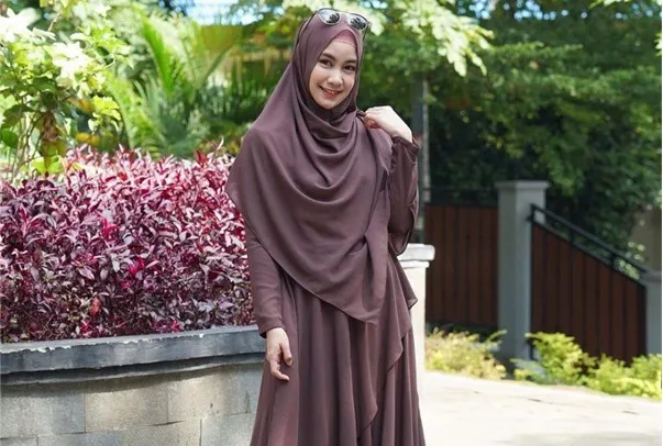 Detail Warna Jilbab Yang Bagus Untuk Pas Foto Nomer 41