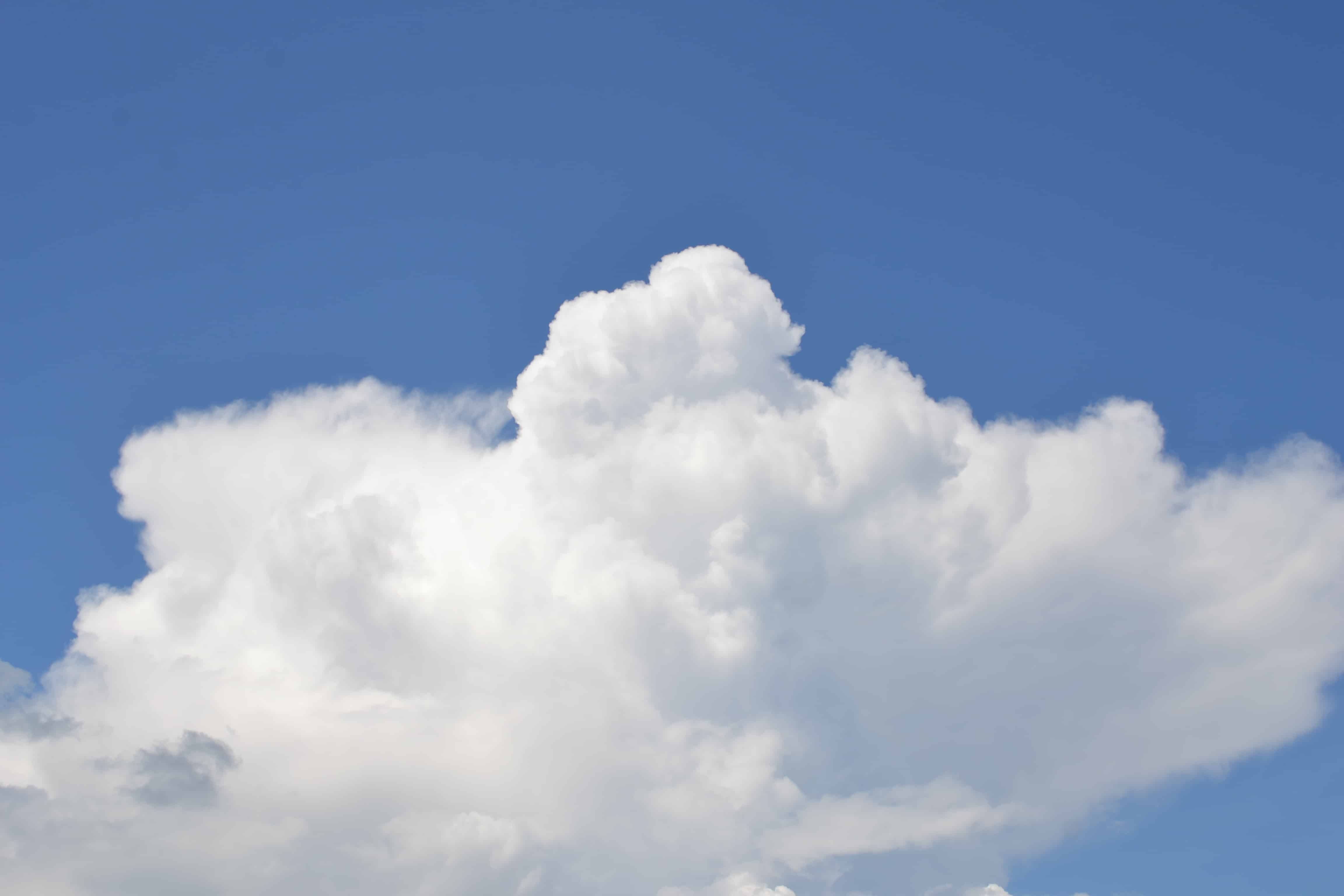 Detail Awan Di Langit Nomer 19