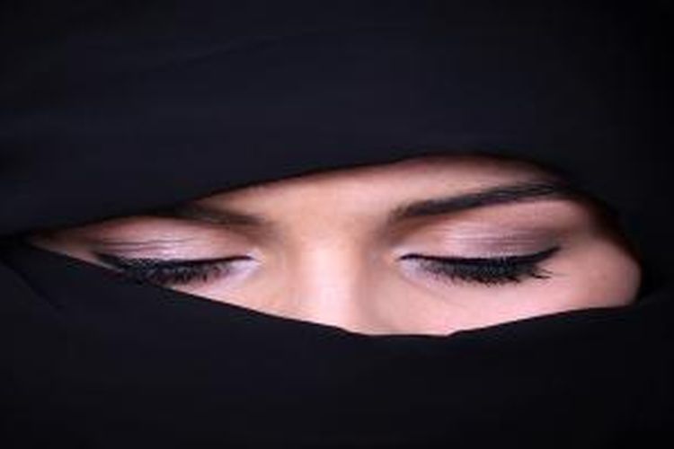 Detail Gambar Wanita Cantik Arab Saudi Nomer 28